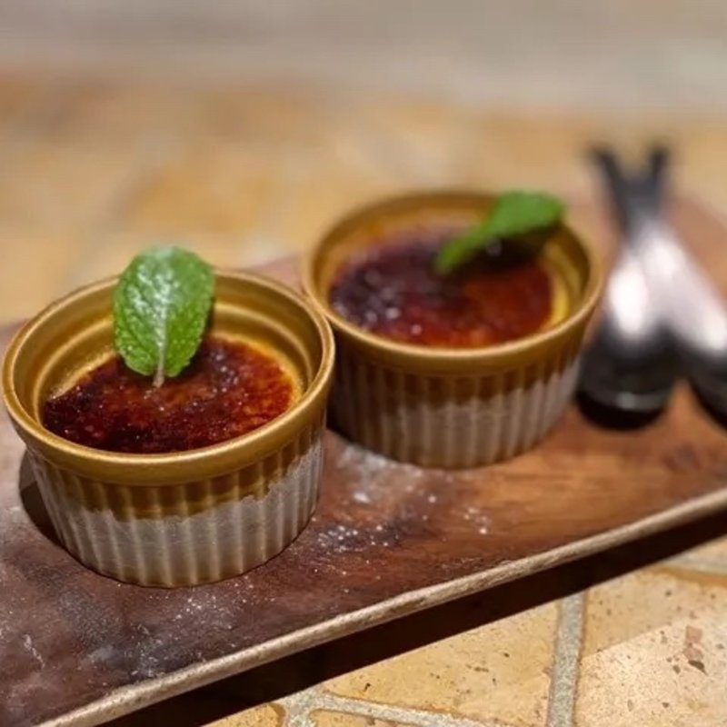 カラメルソースのアイスクリーム(夕食メニュー)(スプウン谷のザワザワ村)