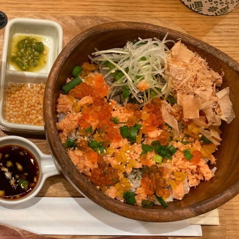 鮭といくらの北海道ごはん(こめらく )