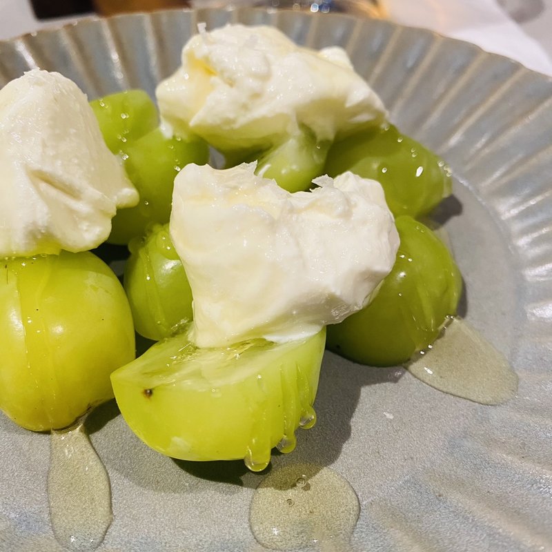 季節のフルーツとマスカルポーネ(DRAスタンド&ウラドラ 銀座コリドー日比谷グルメゾン)