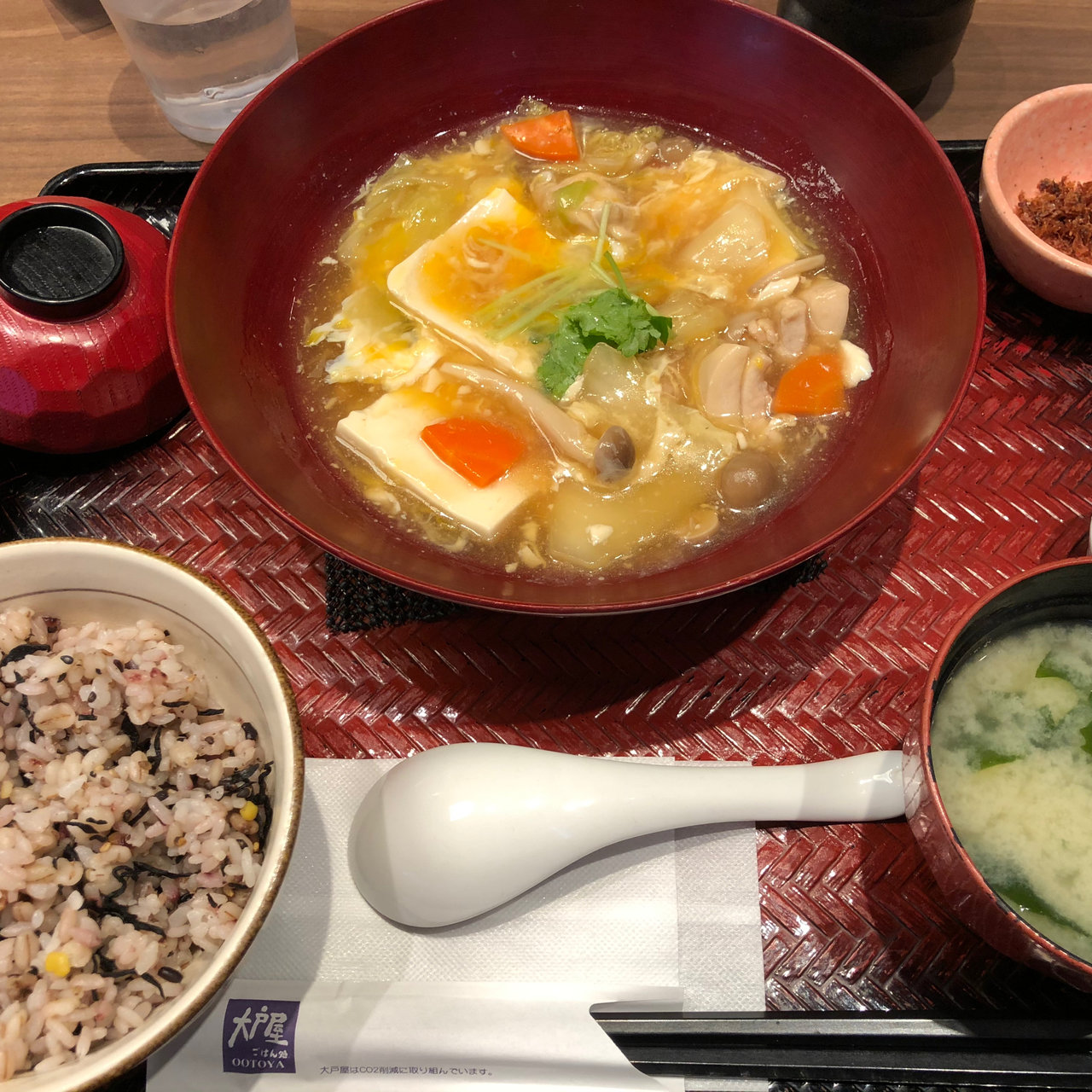 手造り豆腐とチキンのトロトロ煮定食 大戸屋 東急日吉駅ビル店 おおとや の口コミ一覧 おいしい一皿が集まるグルメコミュニティサービス Sarah