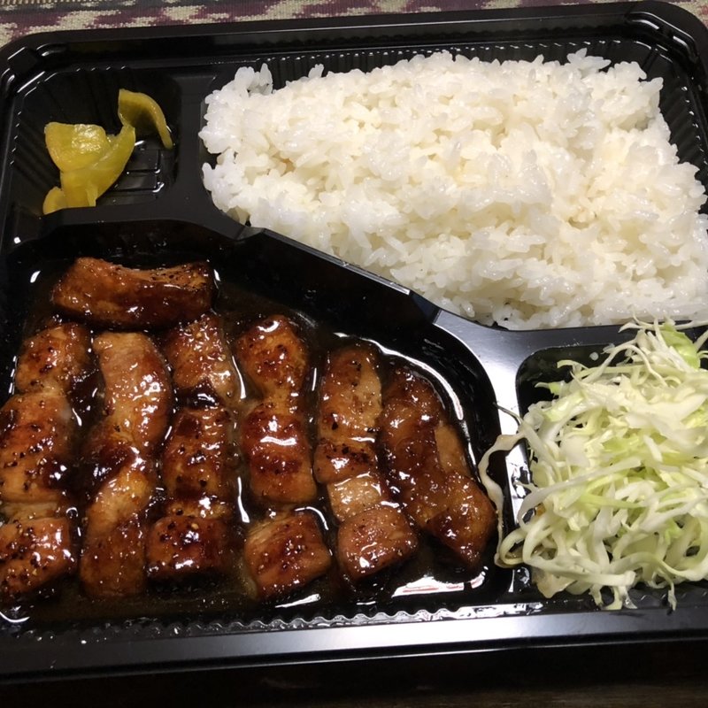 お肉ゴロゴロとんテキ200弁当(豚屋食堂)