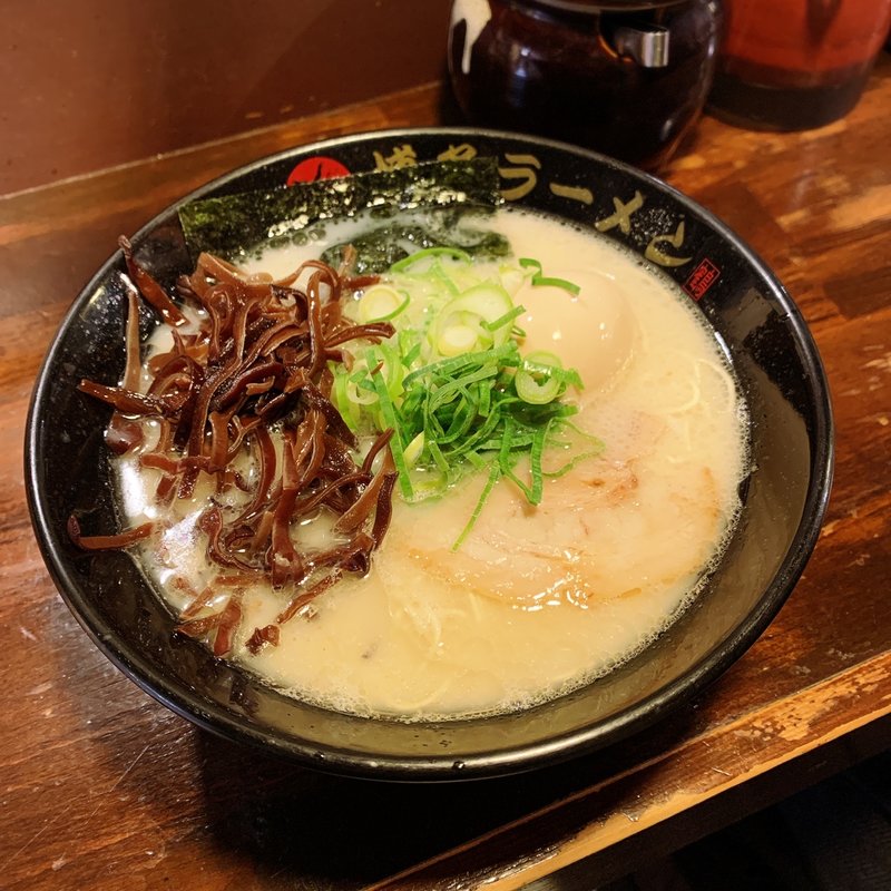 博多ラーメン(つる )