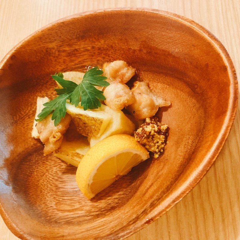 ぼんじりポテト(小皿料理 和風バル 門限やぶり 小倉駅前店)