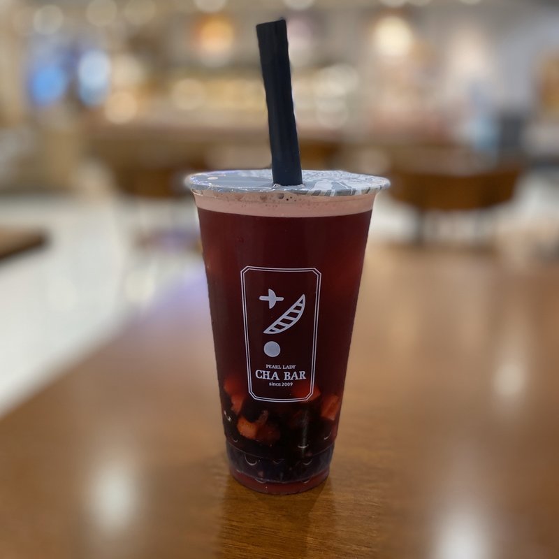 フルーツローズヒップ茶(イチゴ、ブルーベリー、ブラックタピオカ)(パールレディ チャバー イオンモール四日市北店)