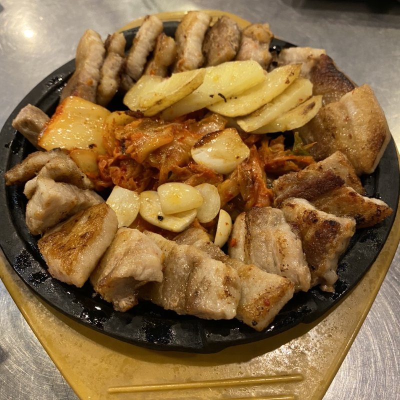 サムギョプサル(韓豚屋 八重洲店)