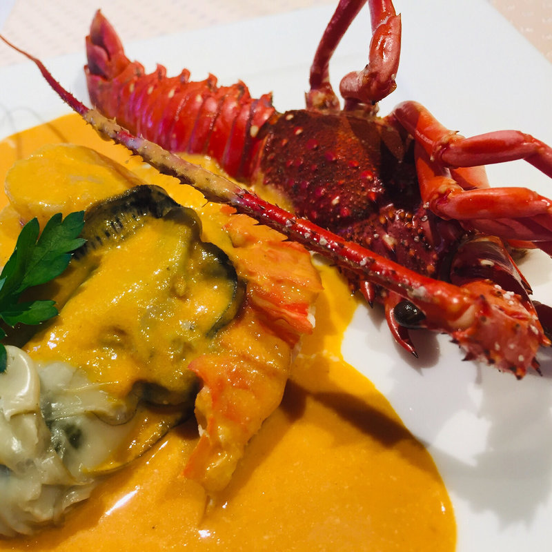 伊勢海老と平目のムース カルディナール風(フランス厨房 旬彩 中央駅店 )