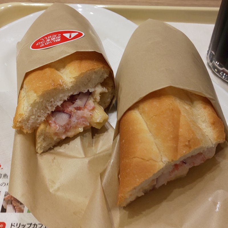 ミラノセット(アイスコーヒー、ミラノサンド・かにグラタン)(ドトールコーヒーショップ 大名古屋ビルヂング店)