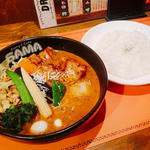 バリチキと焦がしキャベチーズカリー(海老スープ)(SAMA 下北沢店)