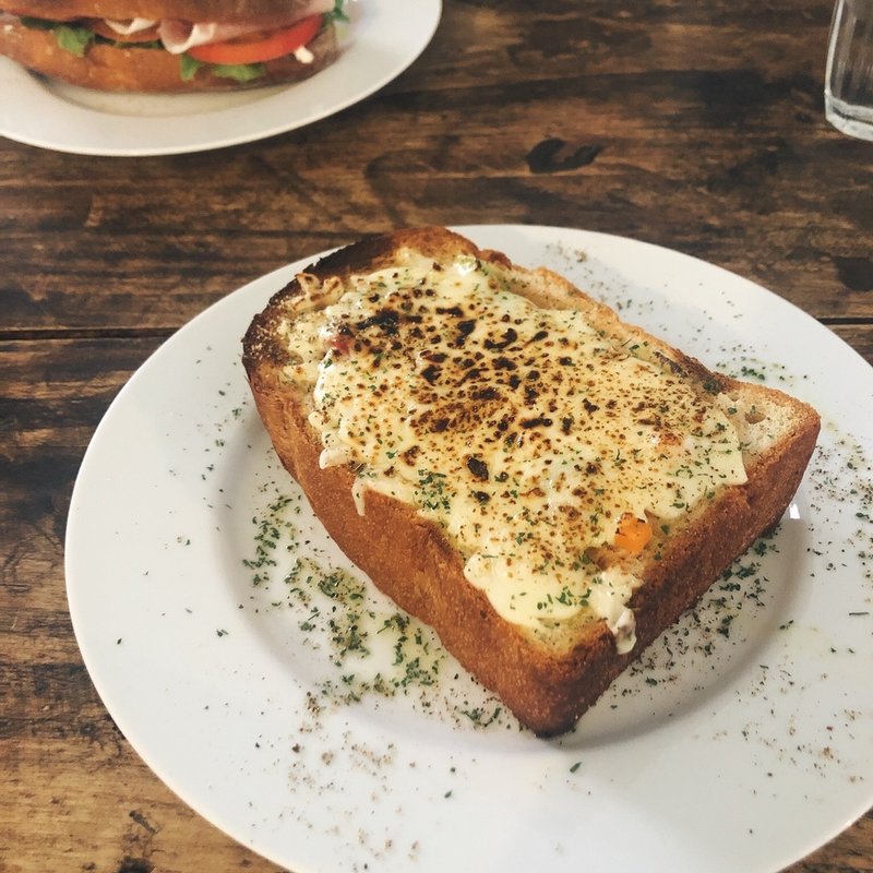 ラ・ヴィア・ラ・カンパーニュ(la vie a la campagne)