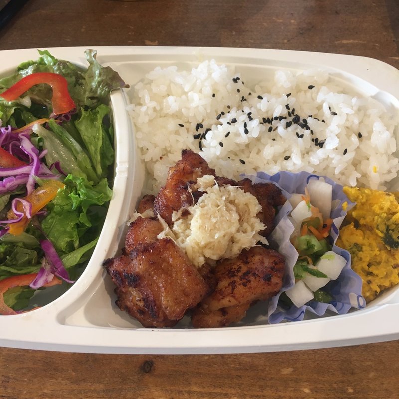 手づくりの日替わりお弁当(うそのたばこ店)