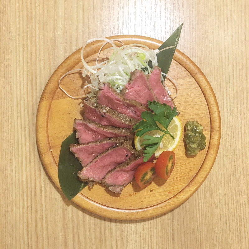 ローストビーフ(小皿料理 和風バル 門限やぶり 小倉駅前店)