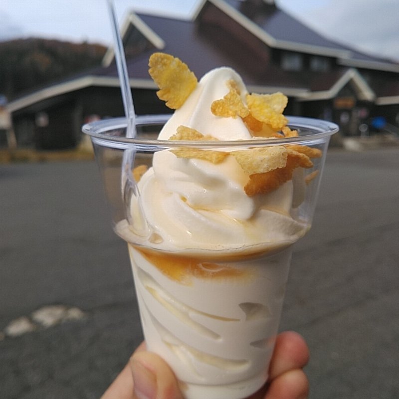 醤油ぶっかけソフト(湯夢プラザ)