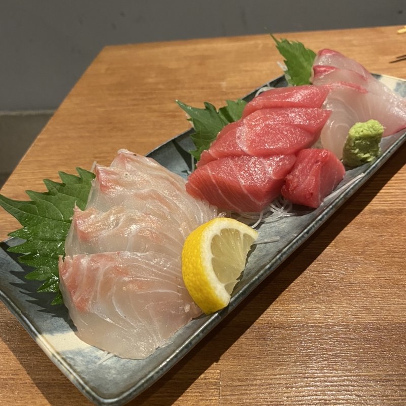 刺し盛(大衆酒場カラカゼ)