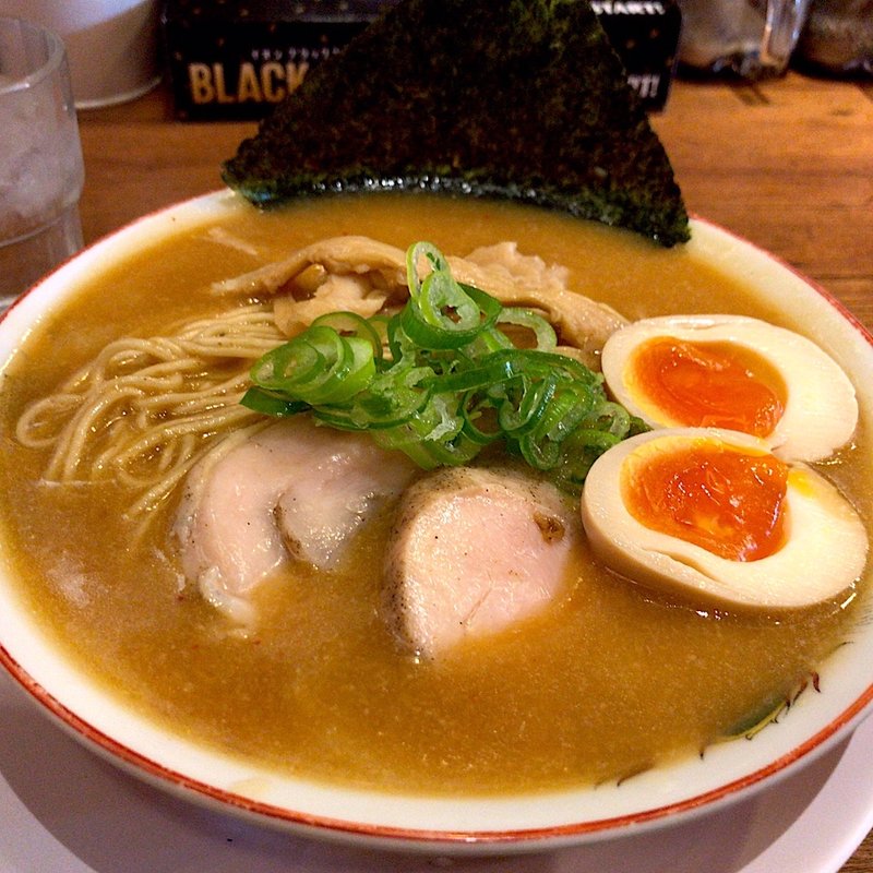 煮卵入こってり中華そば(並)(麺屋58)