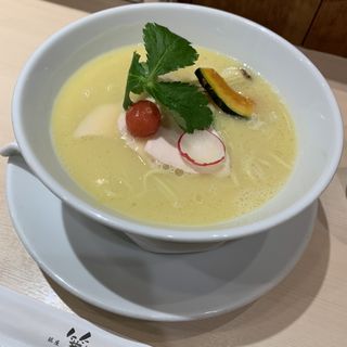 鶏白湯ラーメン(銀座 篝 Echika池袋店)