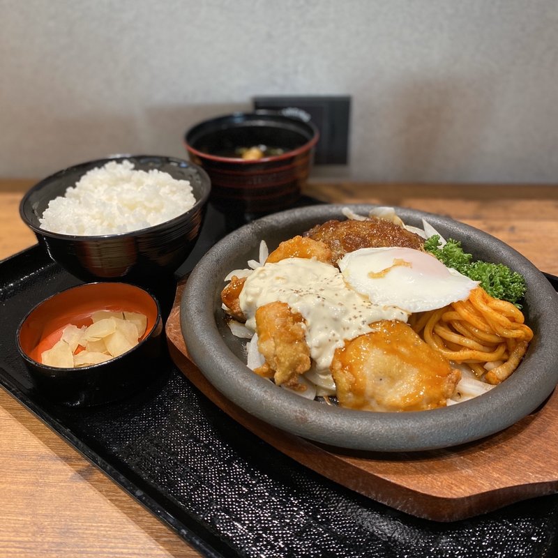 宮崎チキン南蛮&阿蘇あか牛ミニハンバーグコンボ(もも・むね肉MIX)(うまいもん.JP)