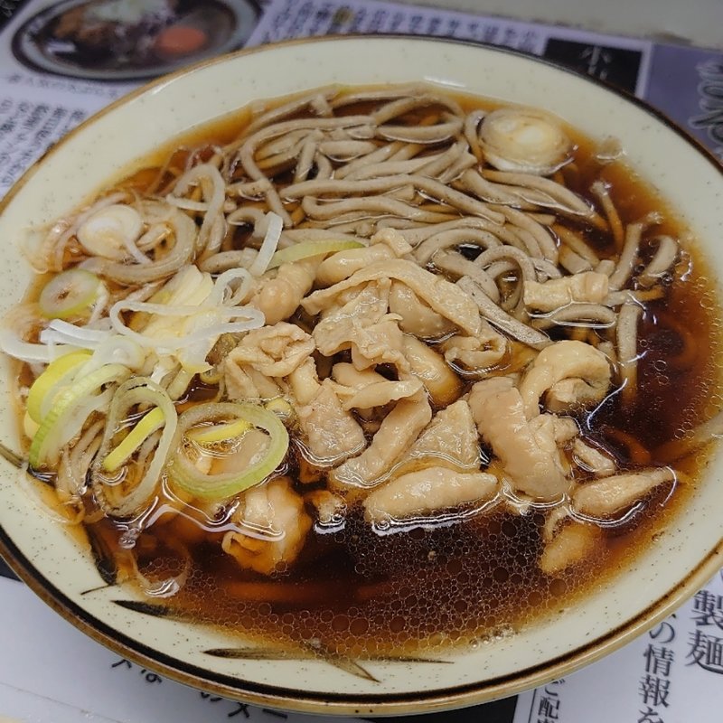 鶏皮の旨煮そば(きそば 宇都宮線ホーム )