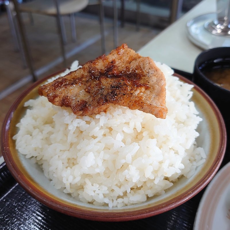生姜焼き定食(亀屋 （亀屋食堂）)
