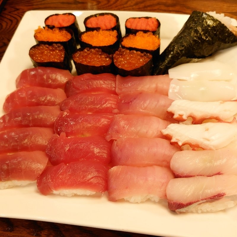 職人が握る寿司食べ放題ランチ(にぎり屋 新門 小山店 （ＳＨＩＭＯＮ）)