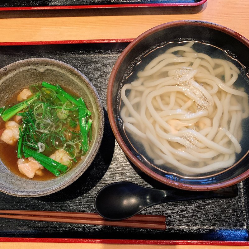 もつしょうゆつけうどん(釜喜利うどん)