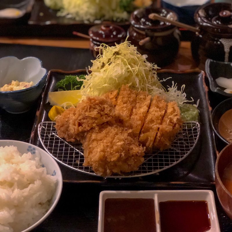 ロースミックス定食(とんかつ いわい)