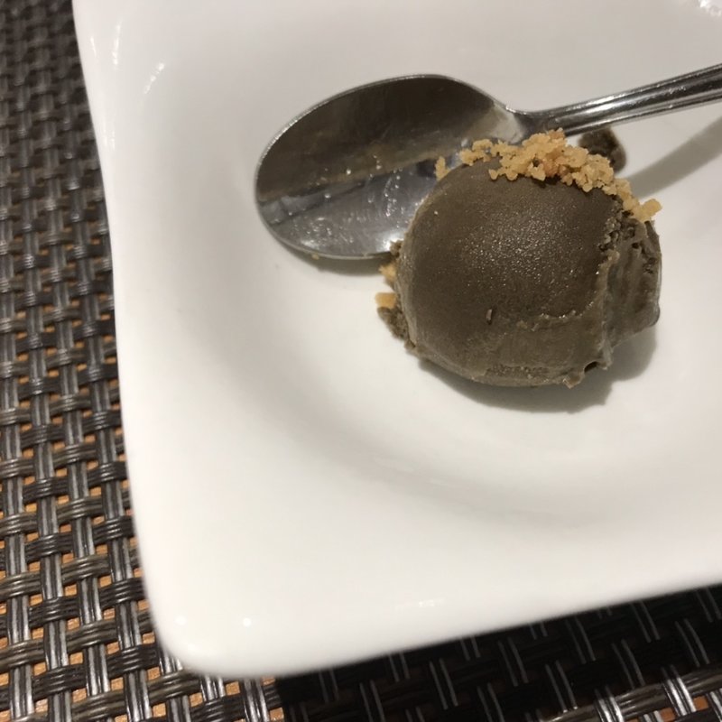 ほうじ茶のジェラート　ランチのプチデザート(イタリア料理 小西屋)