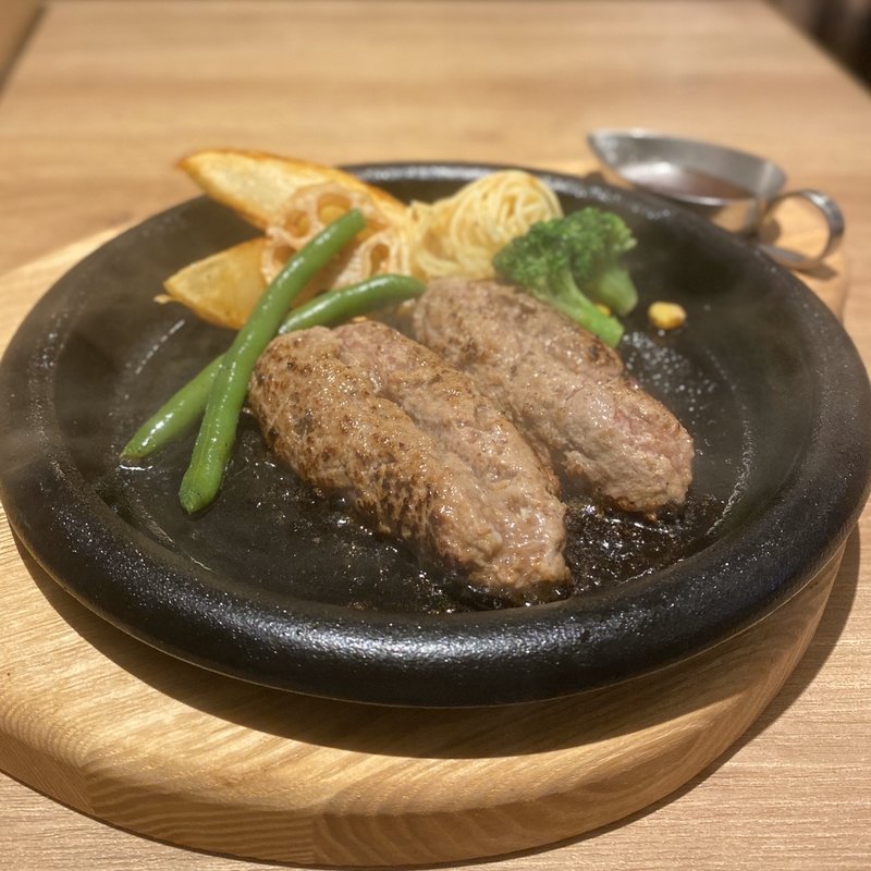 国産黒毛和牛ハンバーグ(オリジナル)(グリル アラベル 名古屋分店)