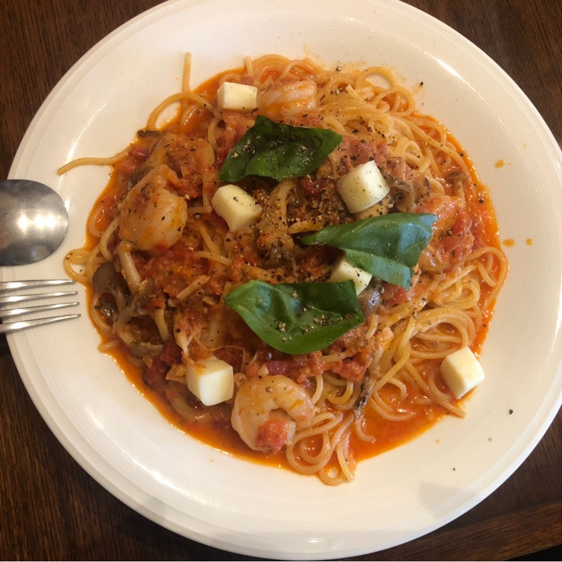 エビとモッツァレラチーズのエビクリ(パスタ ダイニング mashka （マシュカ）稲田堤)