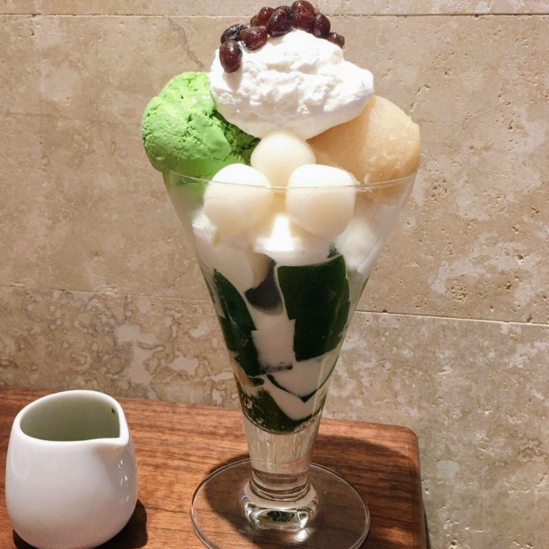 抹茶パフェ(甘味茶屋 七葉)