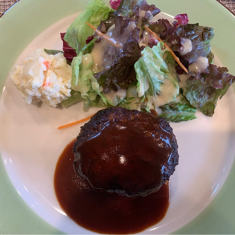 ハンバーグ(TOURS （ブラッセリー トゥール）)