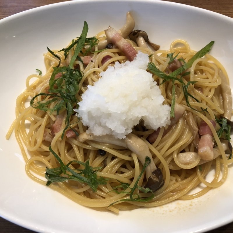 ベーコンときのこのおろし和風ソース(ジョリーパスタ　福岡中尾店)