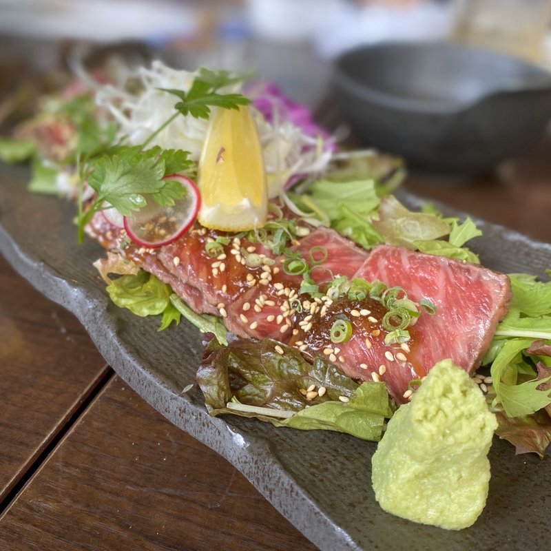 黒毛和牛いちぼ肉のタタキ(鉢屋 （はちや）)