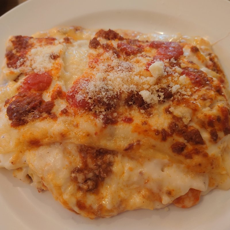 ラザニア(クッチーナ イタリアーナ アンゴロ)