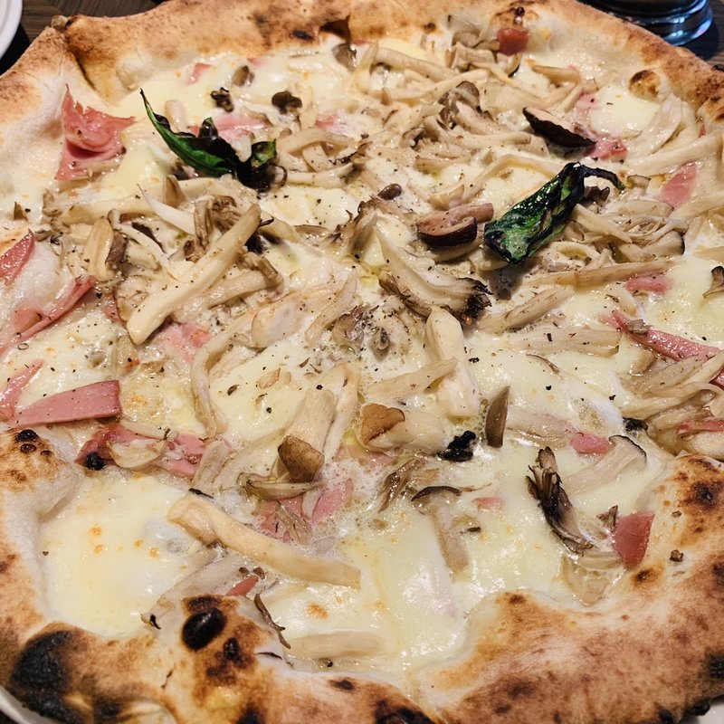 フンギ(Pizzeria & Bar Nohga)