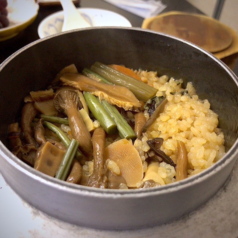 山菜釜めし(花見屋 )