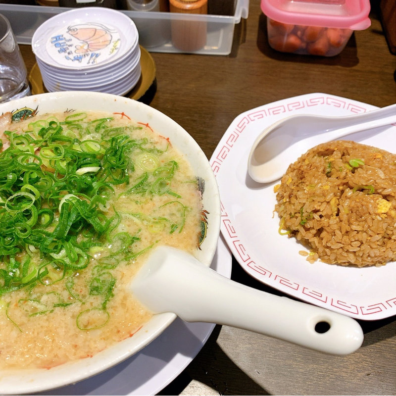 こってりラーメン半チャーハンセット(来来亭 茨木寺田店)