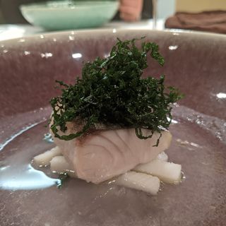 和歌山産サワラ、アサリ出汁スープ(Restaurant Hibou レストランイブ―)