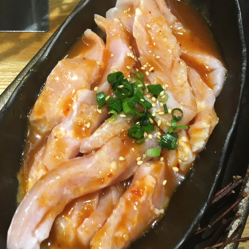 隼ミノ(ホルモン焼肉　はやぶさ)