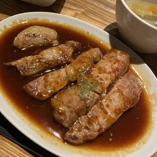 トンテキ(大衆肉バル Kamiichi 上大岡)