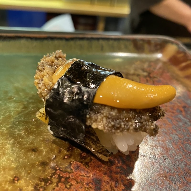 鮑 肝のせ(寿し処たく海)