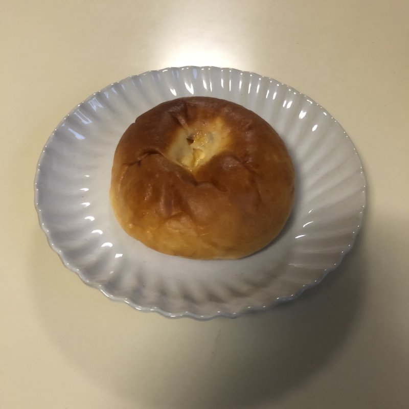 クリームパン(ジャンティーユ)