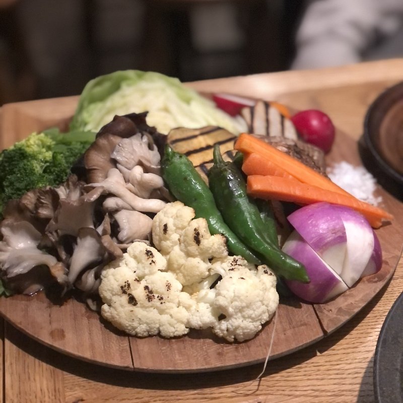 東京野菜のバーニャカウダ(東京都野菜キッチン スコップ)