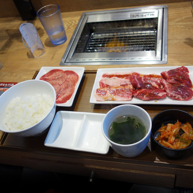 牛タン・匠カルビ・ハラミのセット(焼肉ライク 天神西通り店)