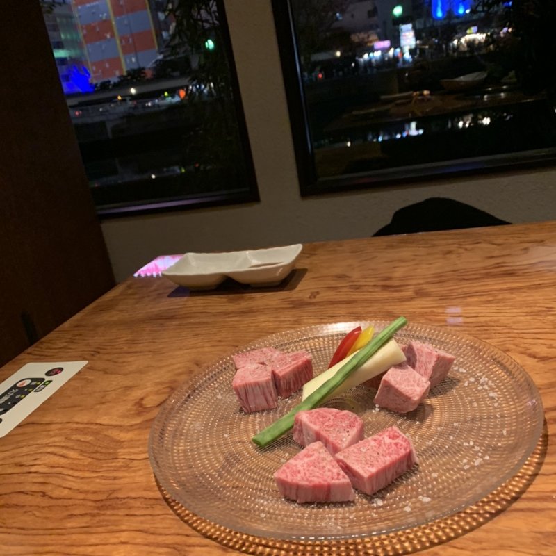 (焼肉慶州 春吉店)