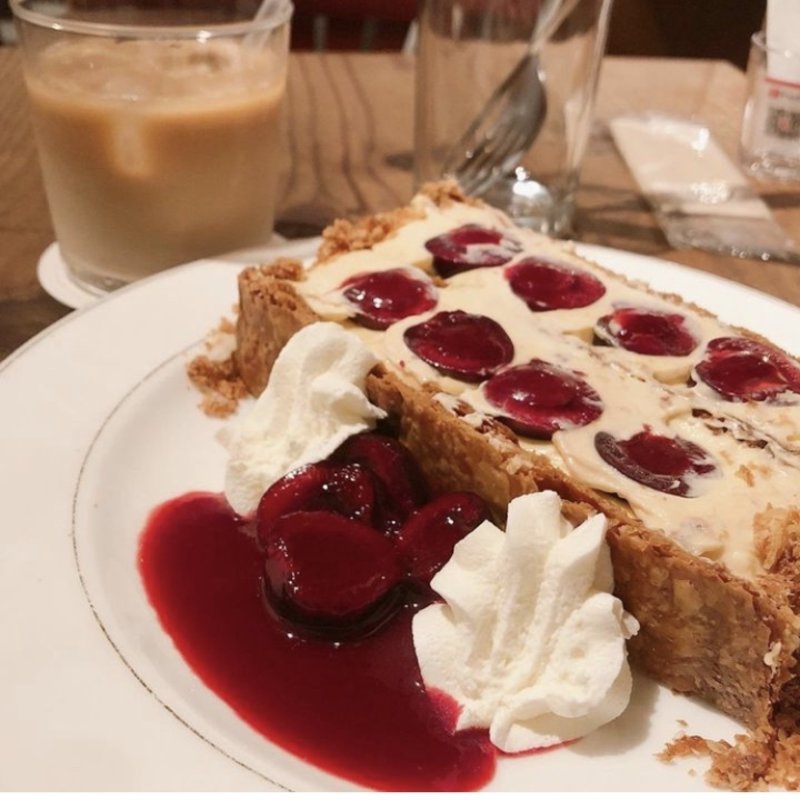 アメリカンチェリーのナポレオンパイ(mimet（ミメ）)