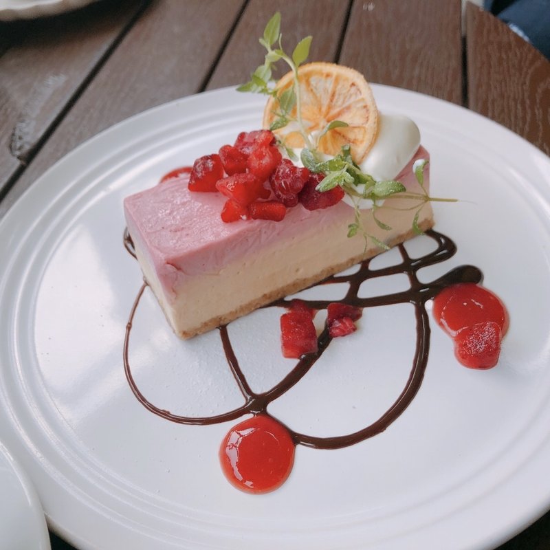 (ANALOG SHINJUKU （アナログシンジュク）)