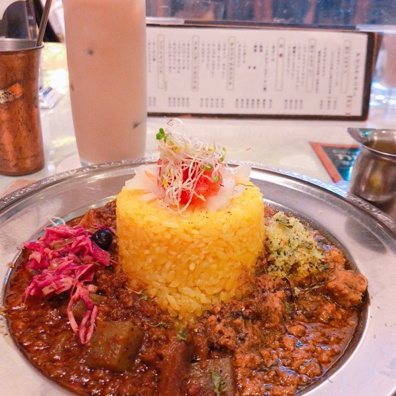 あいがけカレー2種 平日限定ルゥポット(旧ヤム鐡道)