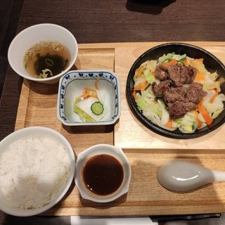 切落しヒレ焼肉定食(仙台牛たん福助 イオンモールKYOTO店)