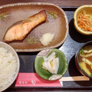 鮭定食(ANA FESTA 魚米処 旬)