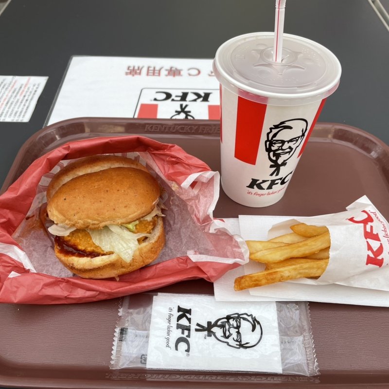 タルタルトマトサンドセット(ケンタッキーフライドチキンサッポロファクトリー店)